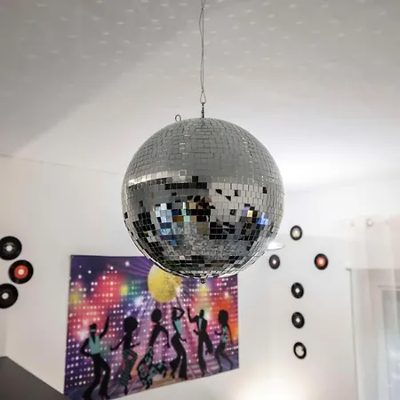 Apartament Disco70